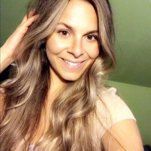 Meet your Posher, Bella